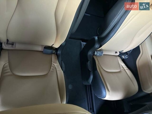 Серый Киа Карнивал, объемом двигателя 2.15 л и пробегом 186 тыс. км за 31500 $, фото 38 на Automoto.ua