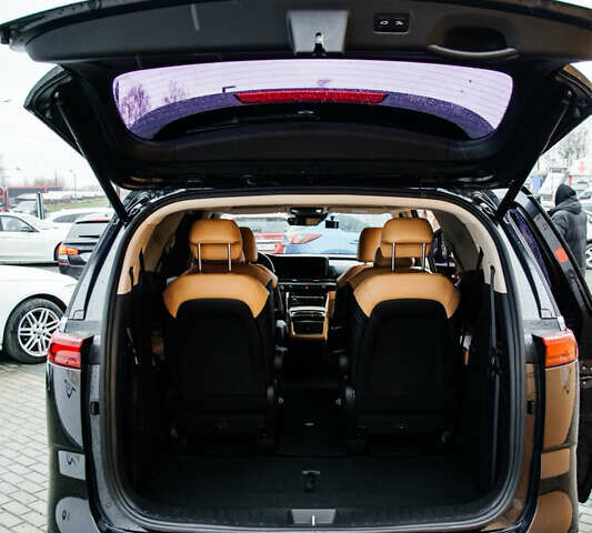 Сірий Кіа Карнівал, об'ємом двигуна 2.2 л та пробігом 147 тис. км за 33999 $, фото 90 на Automoto.ua