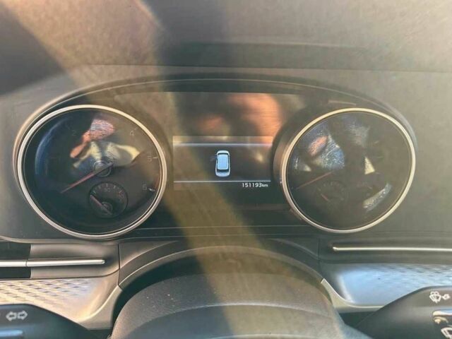 Серый Киа Карнивал, объемом двигателя 2.2 л и пробегом 153 тыс. км за 25000 $, фото 11 на Automoto.ua