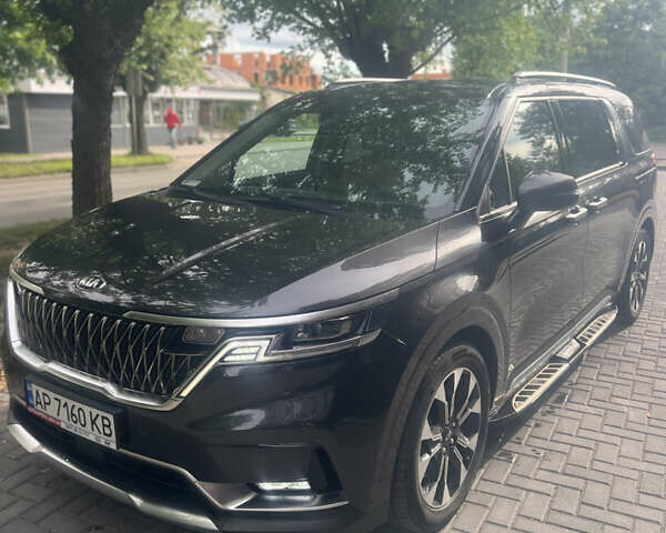 Серый Киа Карнивал, объемом двигателя 2.15 л и пробегом 79 тыс. км за 43000 $, фото 10 на Automoto.ua