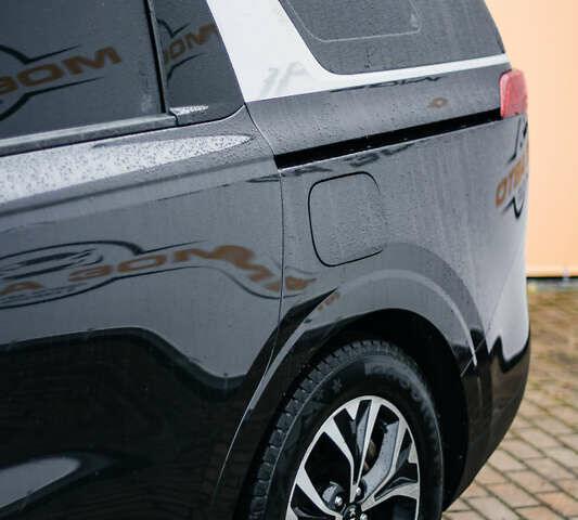 Сірий Кіа Карнівал, об'ємом двигуна 2.2 л та пробігом 147 тис. км за 33999 $, фото 80 на Automoto.ua