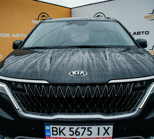 Сірий Кіа Карнівал, об'ємом двигуна 2.2 л та пробігом 147 тис. км за 33999 $, фото 3 на Automoto.ua