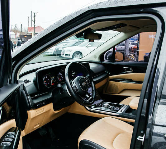 Сірий Кіа Карнівал, об'ємом двигуна 2.2 л та пробігом 147 тис. км за 33999 $, фото 26 на Automoto.ua