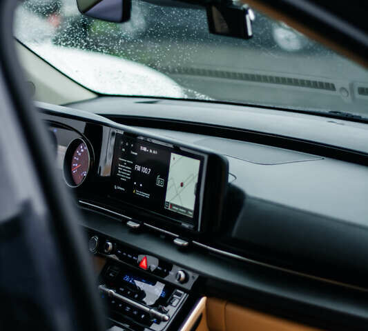 Сірий Кіа Карнівал, об'ємом двигуна 2.2 л та пробігом 147 тис. км за 33999 $, фото 43 на Automoto.ua