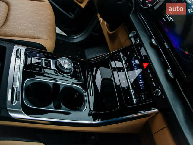 Сірий Кіа Карнівал, об'ємом двигуна 2.2 л та пробігом 147 тис. км за 33999 $, фото 40 на Automoto.ua