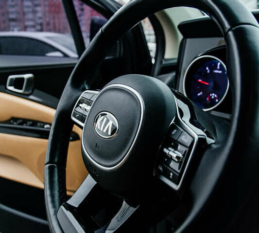 Сірий Кіа Карнівал, об'ємом двигуна 2.2 л та пробігом 147 тис. км за 33999 $, фото 44 на Automoto.ua