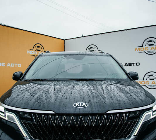 Сірий Кіа Карнівал, об'ємом двигуна 2.2 л та пробігом 147 тис. км за 33999 $, фото 5 на Automoto.ua