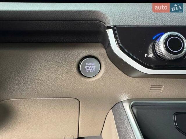 Серый Киа Карнивал, объемом двигателя 2.2 л и пробегом 12 тыс. км за 57000 $, фото 19 на Automoto.ua