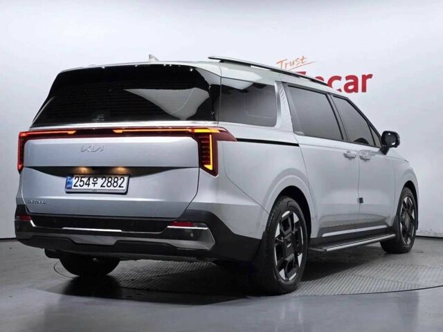 Сірий Кіа Карнівал, об'ємом двигуна 2.2 л та пробігом 9 тис. км за 35000 $, фото 2 на Automoto.ua