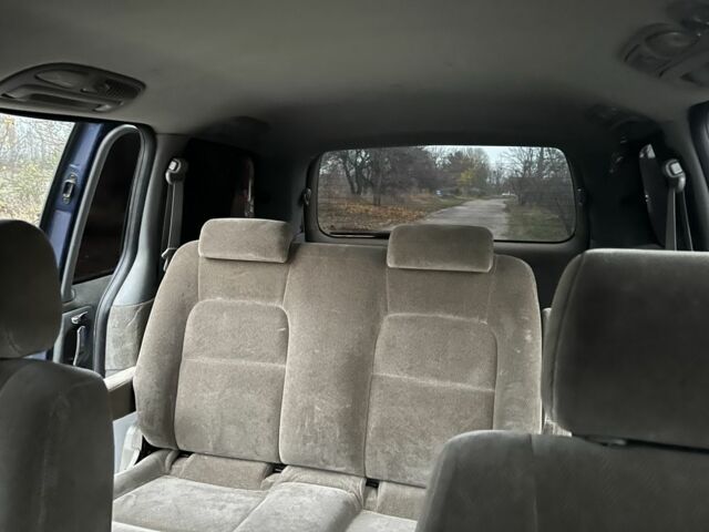 Синий Киа Карнивал, объемом двигателя 2.9 л и пробегом 260 тыс. км за 2900 $, фото 9 на Automoto.ua