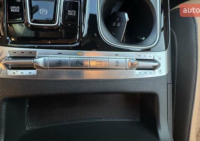 Синий Киа Карнивал, объемом двигателя 2.15 л и пробегом 105 тыс. км за 45500 $, фото 26 на Automoto.ua