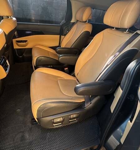 Синий Киа Карнивал, объемом двигателя 2.15 л и пробегом 105 тыс. км за 45500 $, фото 13 на Automoto.ua