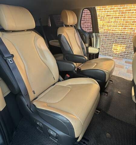 Синий Киа Карнивал, объемом двигателя 2.15 л и пробегом 105 тыс. км за 45500 $, фото 20 на Automoto.ua