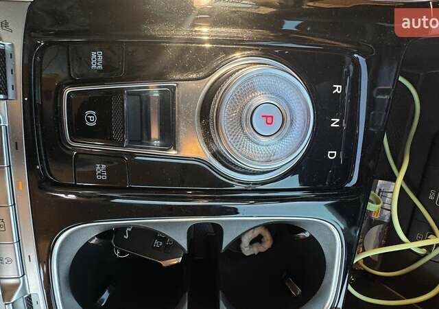 Синий Киа Карнивал, объемом двигателя 2.15 л и пробегом 105 тыс. км за 45500 $, фото 28 на Automoto.ua