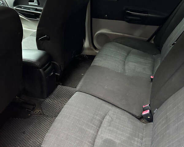 Білий Кіа Сід, об'ємом двигуна 1.6 л та пробігом 336 тис. км за 3800 $, фото 1 на Automoto.ua