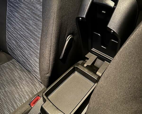 Белый Киа Сид, объемом двигателя 1.6 л и пробегом 229 тыс. км за 5799 $, фото 62 на Automoto.ua