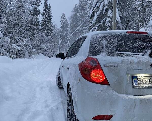 Белый Киа Сид, объемом двигателя 1.6 л и пробегом 229 тыс. км за 5799 $, фото 88 на Automoto.ua