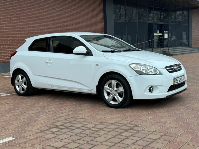 Білий Кіа Сід, об'ємом двигуна 1.6 л та пробігом 167 тис. км за 5700 $, фото 7 на Automoto.ua