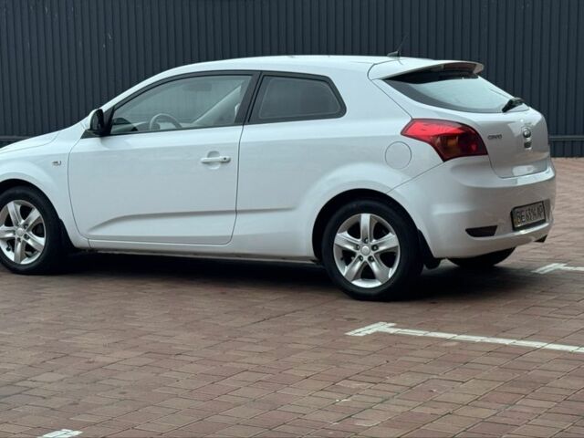 Білий Кіа Сід, об'ємом двигуна 1.6 л та пробігом 167 тис. км за 5700 $, фото 5 на Automoto.ua