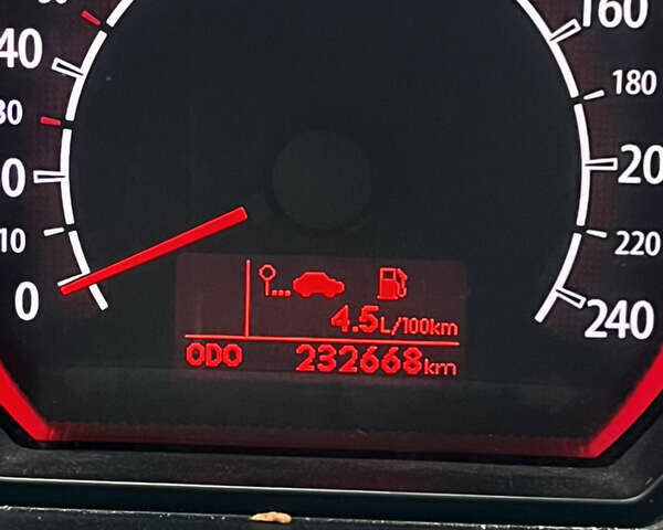 Белый Киа Сид, объемом двигателя 1.6 л и пробегом 230 тыс. км за 6000 $, фото 20 на Automoto.ua