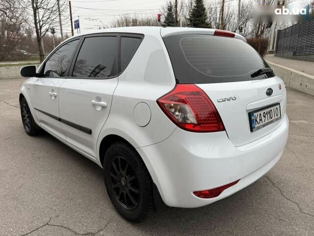Белый Киа Сид, объемом двигателя 1.6 л и пробегом 193 тыс. км за 6999 $, фото 13 на Automoto.ua