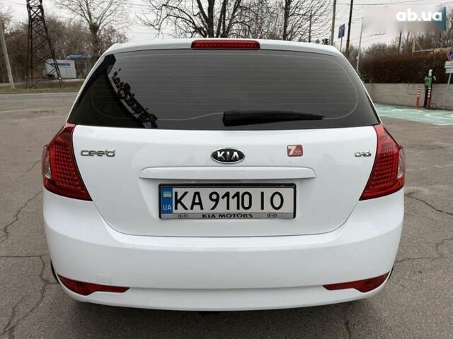 Белый Киа Сид, объемом двигателя 1.6 л и пробегом 193 тыс. км за 6999 $, фото 11 на Automoto.ua