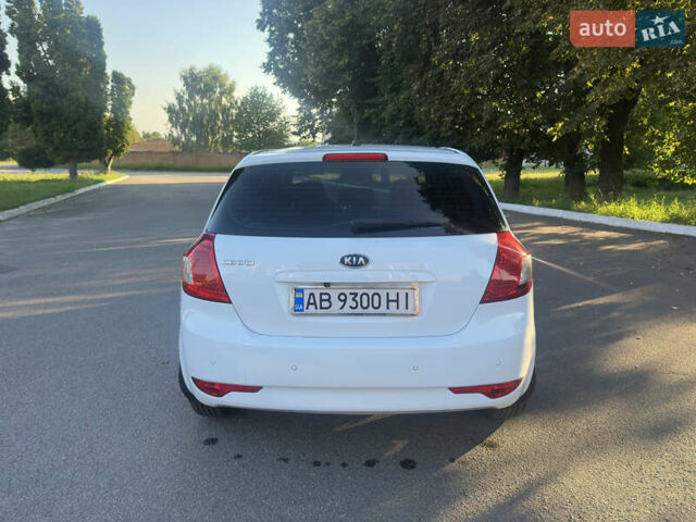 Белый Киа Сид, объемом двигателя 1.4 л и пробегом 186 тыс. км за 6300 $, фото 7 на Automoto.ua