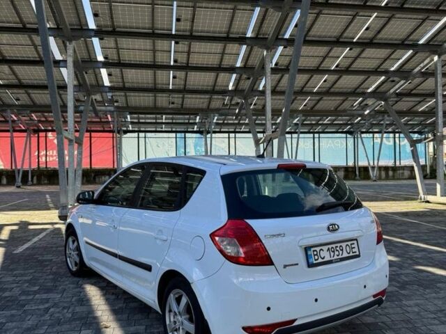 Кіа Сід 2011 у Львові на Automoto.ua Білий Кіа Сід, об'ємом двигуна 1.6 л та пробігом 209 тис. км за 6200 $, фото 2 на Automoto.ua