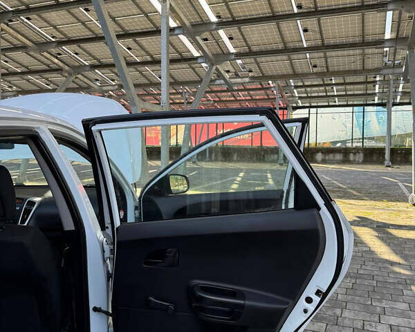 Киа Сид 2011 в Львове на Automoto.ua Белый Киа Сид, объемом двигателя 1.6 л и пробегом 209 тыс. км за 6200 $, фото 10 на Automoto.ua