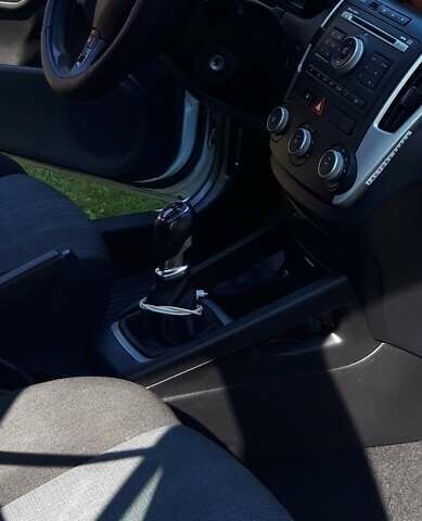 Білий Кіа Сід, об'ємом двигуна 1.6 л та пробігом 210 тис. км за 8300 $, фото 3 на Automoto.ua