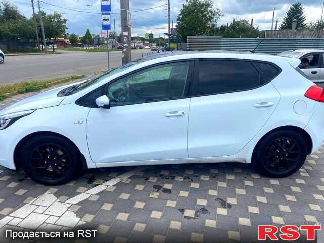 Белый Киа Сид, объемом двигателя 1.6 л и пробегом 180 тыс. км за 9000 $, фото 1 на Automoto.ua