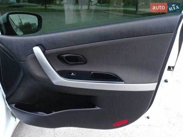 Белый Киа Сид, объемом двигателя 1.4 л и пробегом 147 тыс. км за 7999 $, фото 16 на Automoto.ua