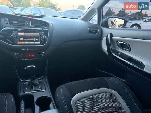 Белый Киа Сид, объемом двигателя 1.59 л и пробегом 183 тыс. км за 10500 $, фото 19 на Automoto.ua
