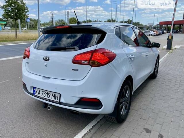 Белый Киа Сид, объемом двигателя 1.6 л и пробегом 175 тыс. км за 11700 $, фото 11 на Automoto.ua