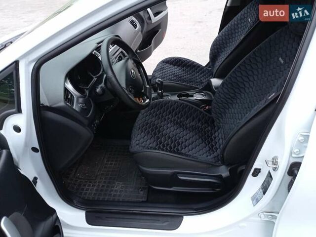 Белый Киа Сид, объемом двигателя 1.4 л и пробегом 147 тыс. км за 7999 $, фото 12 на Automoto.ua