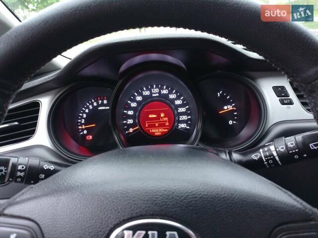 Белый Киа Сид, объемом двигателя 1.4 л и пробегом 147 тыс. км за 7999 $, фото 21 на Automoto.ua