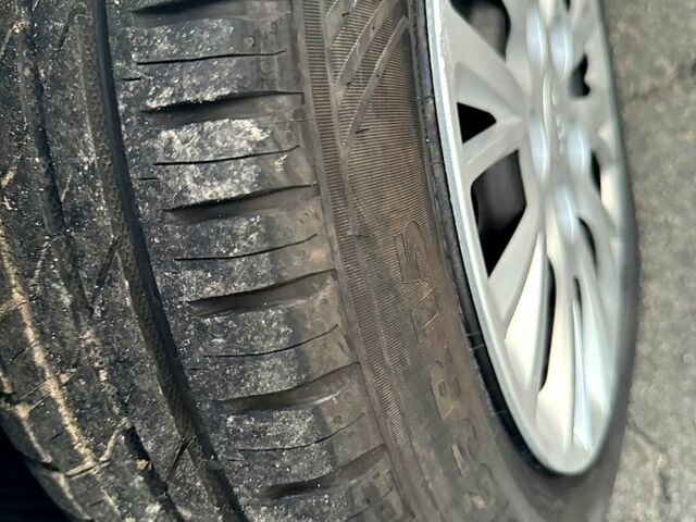 Білий Кіа Сід, об'ємом двигуна 1.6 л та пробігом 134 тис. км за 10900 $, фото 7 на Automoto.ua