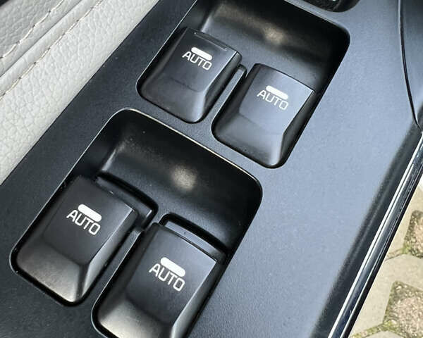 Белый Киа Сид, объемом двигателя 1.59 л и пробегом 127 тыс. км за 10500 $, фото 10 на Automoto.ua