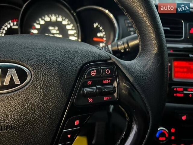 Білий Кіа Сід, об'ємом двигуна 1.59 л та пробігом 199 тис. км за 10500 $, фото 20 на Automoto.ua