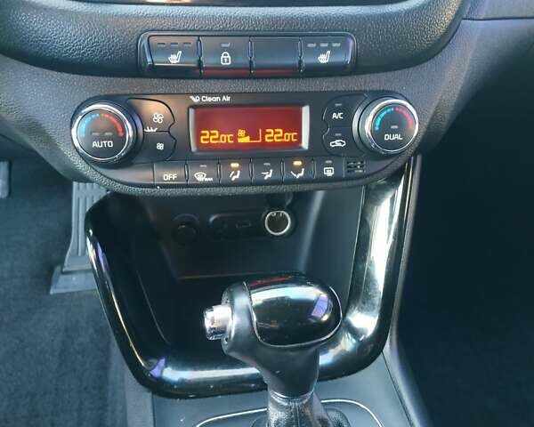 Білий Кіа Сід, об'ємом двигуна 1.59 л та пробігом 127 тис. км за 11000 $, фото 15 на Automoto.ua