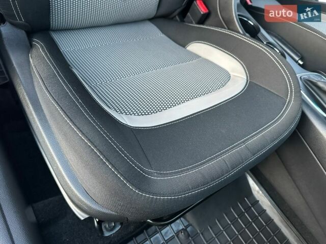 Белый Киа Сид, объемом двигателя 1.59 л и пробегом 49 тыс. км за 12850 $, фото 100 на Automoto.ua