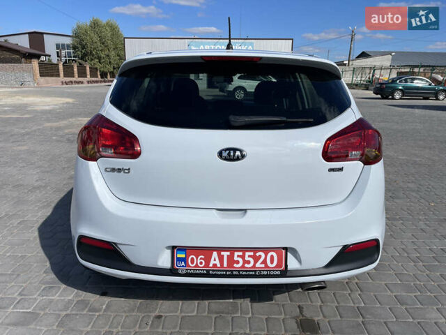 Белый Киа Сид, объемом двигателя 1.4 л и пробегом 166 тыс. км за 8700 $, фото 9 на Automoto.ua