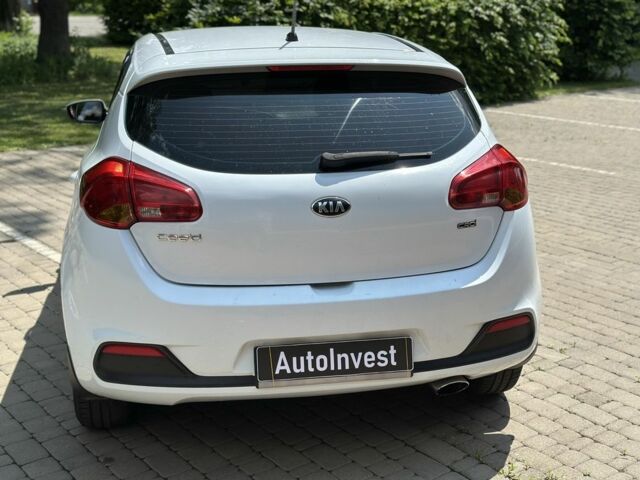 Белый Киа Сид, объемом двигателя 1.6 л и пробегом 162 тыс. км за 8500 $, фото 4 на Automoto.ua