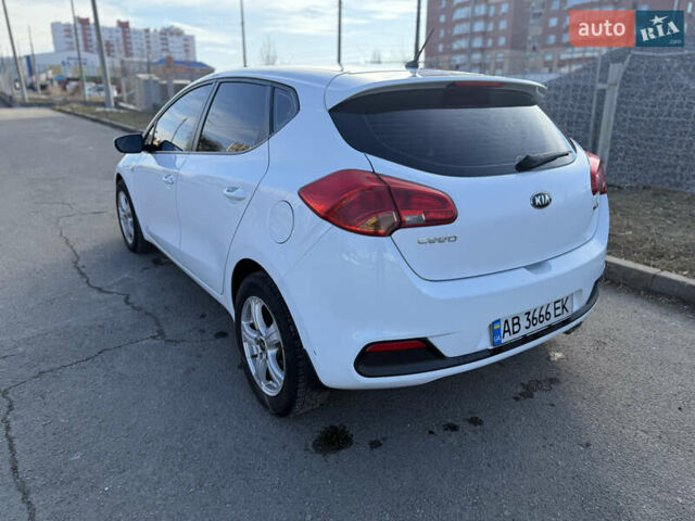 Белый Киа Сид, объемом двигателя 1.4 л и пробегом 190 тыс. км за 7200 $, фото 16 на Automoto.ua