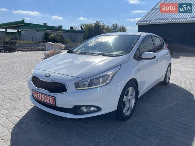 Белый Киа Сид, объемом двигателя 1.4 л и пробегом 166 тыс. км за 8700 $, фото 1 на Automoto.ua