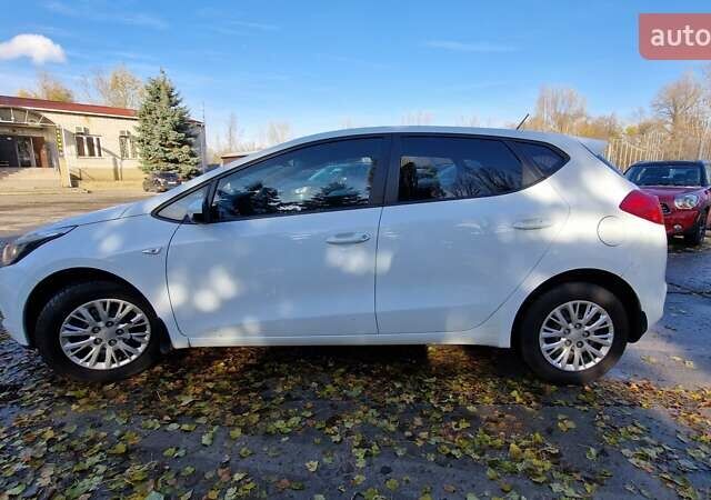 Белый Киа Сид, объемом двигателя 1.4 л и пробегом 168 тыс. км за 7999 $, фото 6 на Automoto.ua
