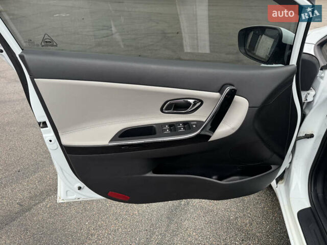 Білий Кіа Сід, об'ємом двигуна 1.6 л та пробігом 83 тис. км за 12300 $, фото 16 на Automoto.ua