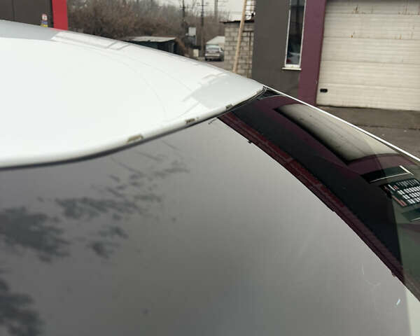 Белый Киа Сид, объемом двигателя 1.6 л и пробегом 66 тыс. км за 12500 $, фото 13 на Automoto.ua