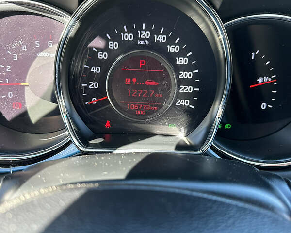 Білий Кіа Сід, об'ємом двигуна 1.6 л та пробігом 106 тис. км за 13500 $, фото 11 на Automoto.ua