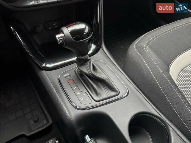 Білий Кіа Сід, об'ємом двигуна 1.6 л та пробігом 83 тис. км за 12300 $, фото 33 на Automoto.ua